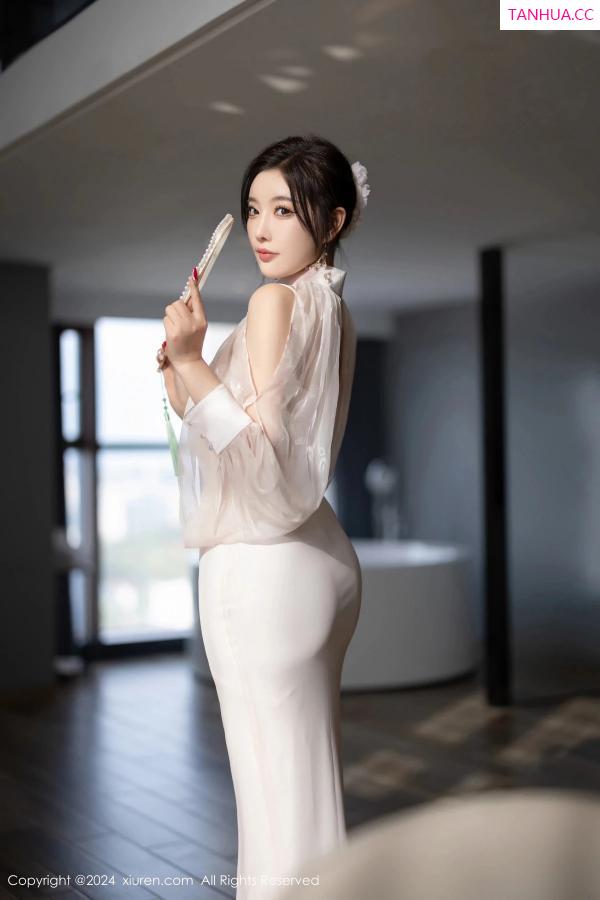 杨晨晨 sugar小甜心CC [XiuRen]高清写真图 2024.03.26 No.8294 杨晨晨Yome 丝袜美腿第7张图片
